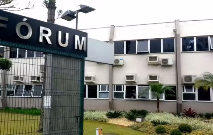 Justiça condena dupla por crimes sexuais contra adolescentes surdos em SC