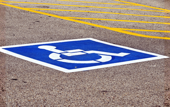 Prefeitura esclarece regras para credencial de vagas especiais em São Miguel do Oeste