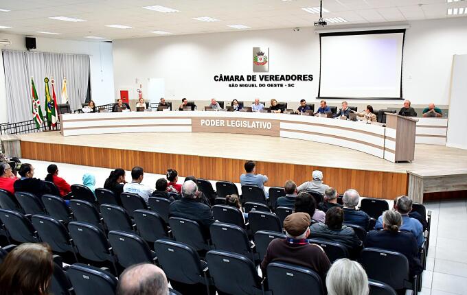 Diárias da Câmara de SMO custam R$ 150 mil por ano e representam apenas 2% do orçamento