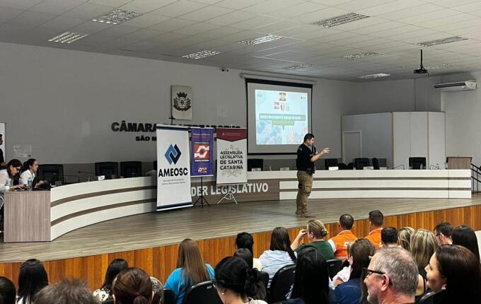 Seminário em São Miguel do Oeste intensifica ações de segurança escolar no Extremo Oeste