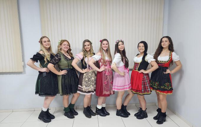 Candidatas a soberanas da 48ª Oktoberfest são homologadas