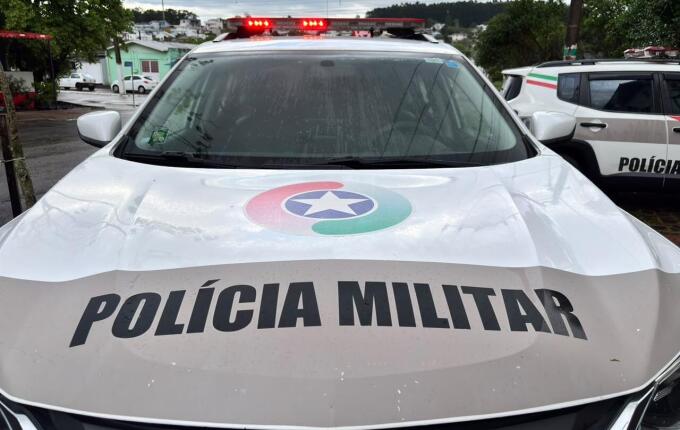 PM recupera em Maravilha veículo furtado durante a madrugada em Tigrinhos