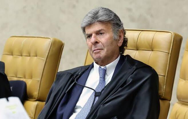 Fux será relator de ação sobre acesso de Vorcaro e Viviane Moraes ao Senado