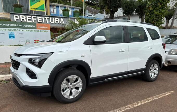 Saúde de Descanso recebe veículo para reforçar o transporte de pacientes
