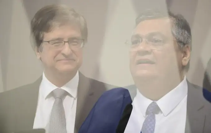 Dino bloqueia bens de Valdemar e Eduardo Cunha apesar de parecer contrário da PGR