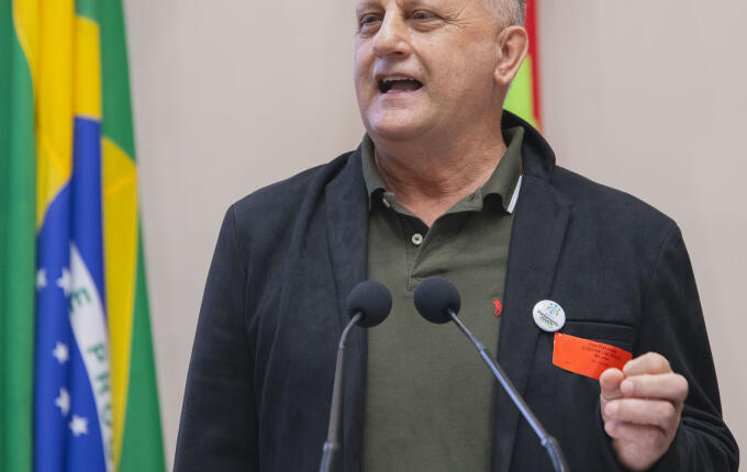 Estudantes de Belmonte vivem experiência parlamentar na Alesc durante o Parlamento Jovem