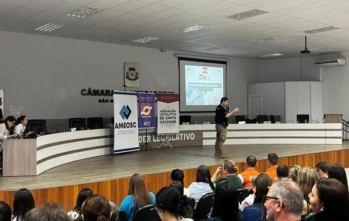 Seminário em São Miguel do Oeste intensifica ações de segurança escolar no Extremo Oeste