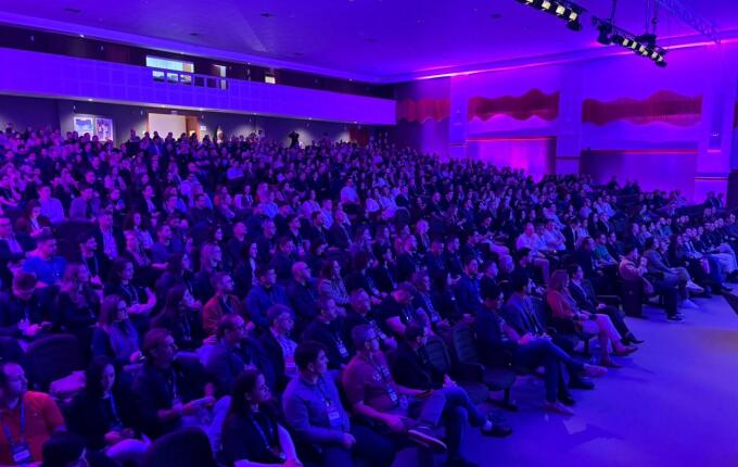 Mais de 700 pessoas participam do Summit Empresarial CDL em SMO