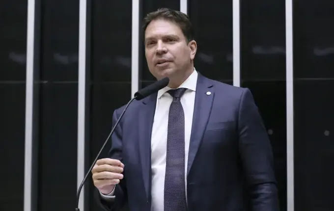 Alexandre Ramagem é preso pelo ICE nos Estados Unidos