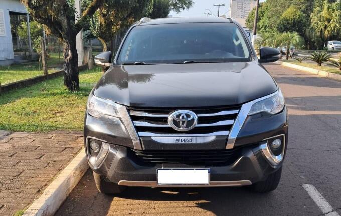 PM recupera Hilux furtada no RS e prende dois homens na BR-282 em Maravilha