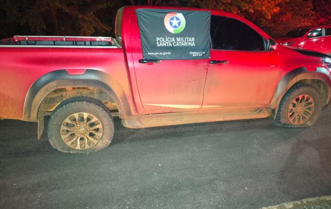 Polícia Militar recupera Hilux furtada no Rio Grande do Sul na SC-161, em Flor do Sertão