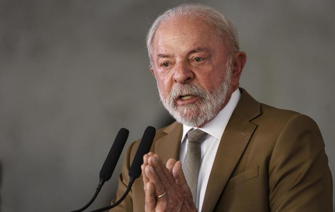 Lula zera imposto e subsidia diesel para conter alta do petróleo