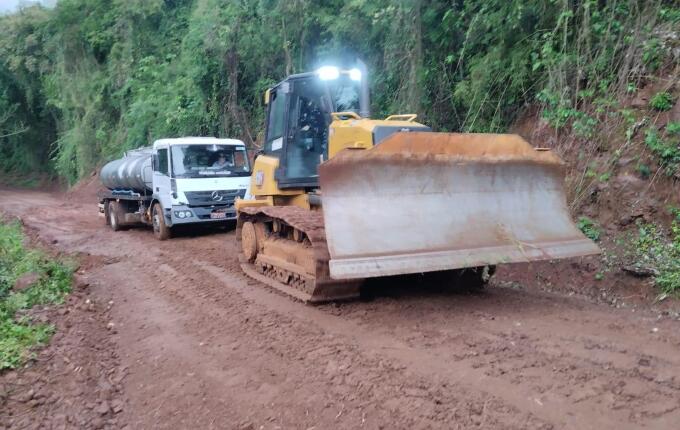 Temporal provoca transtornos no interior e Itapiranga reduz patrolamento no inverno