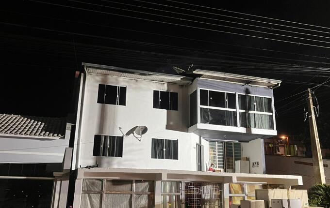 Homem morre carbonizado em incêndio no centro de SMO