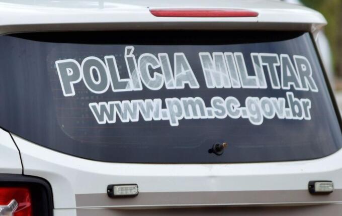 Homem agride mãe em ocorrência de violência doméstica em Itapiranga