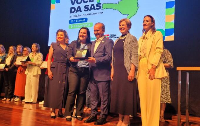 São Miguel do Oeste recebe prêmio estadual por excelência na assistência social