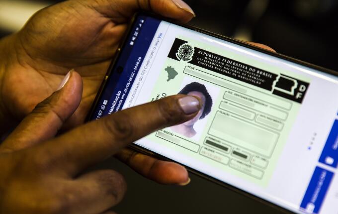 Motoristas com categoria B na CNH vão poder dirigir veículos mais pesados