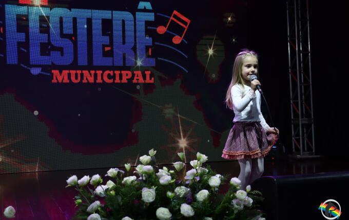 Festerê 2026 reúne talentos e define classificados para a grande final municipal em Campo Erê