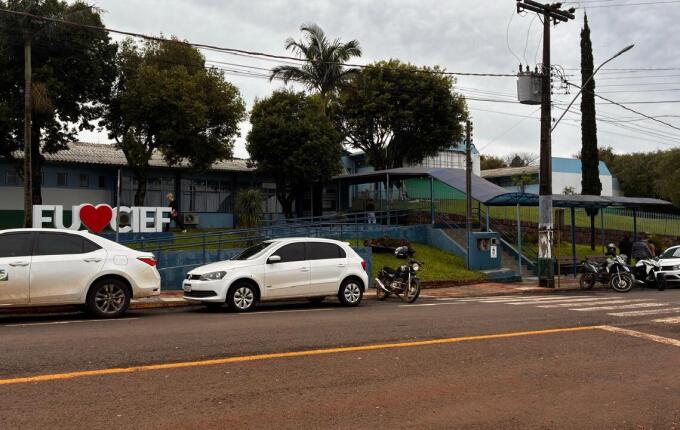Movimento tranquilo marca votação no maior local eleitoral de Iporã do Oeste