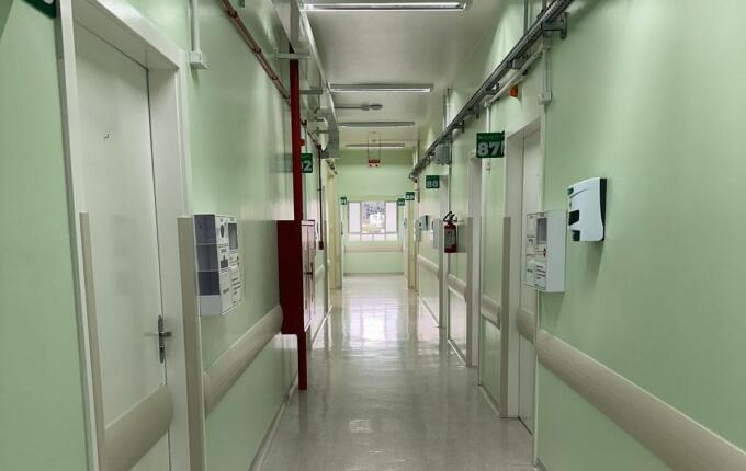Hospital de Maravilha atualiza estado de saúde das vítimas de acidente com ônibus