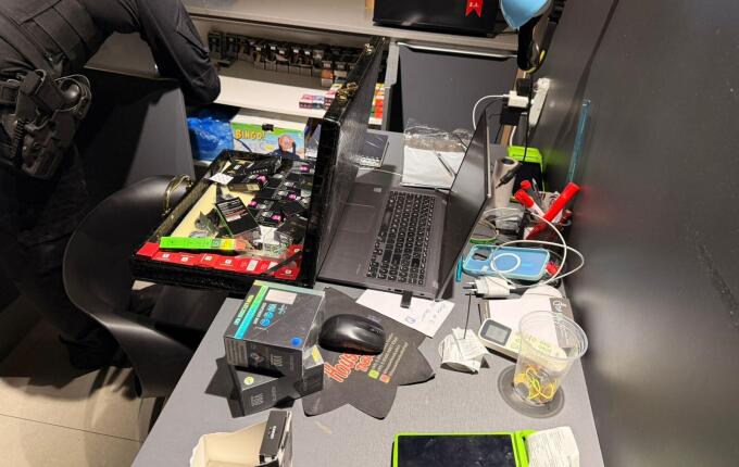 PF mira esquema de cigarros eletrônicos e celulares contrabandeados em Chapecó