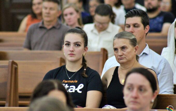 Missa de Lava-Pés abre celebrações do Tríduo Pascal em São Miguel do Oeste