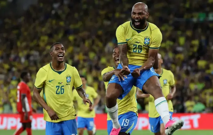 Em noite de golaços, Brasil atropela Panamá em amistoso antes da Copa