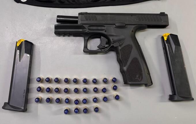 PM apreende pistola 9 mm e prende homem por porte ilegal de arma em São Lourenço do Oeste
