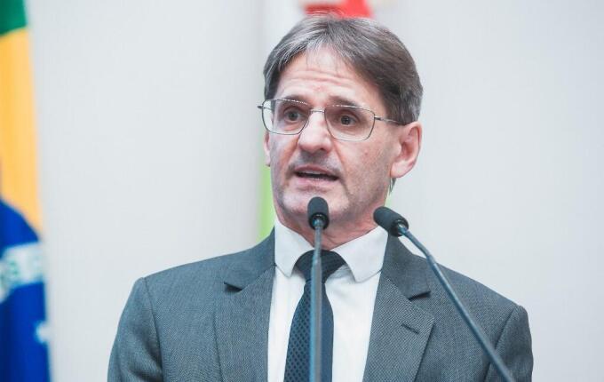 Saretta assume coordenação da Bancada do Oeste e define prioridades para região