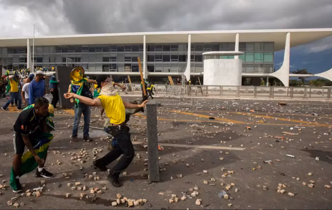 Congresso deve derrubar hoje veto de Lula à dosimetria em nova derrota do governo
