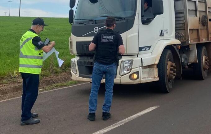 Polícia Civil e Cidasc realizam barreiras sanitárias em São Carlos e Palmitos