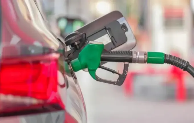 MPF pede suspensão do aumento de etanol na gasolina para 32%