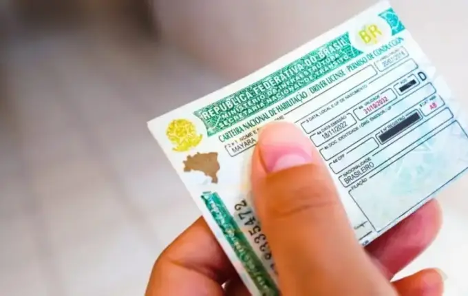 Fim da taxa teórica da CNH já gerou economia de R$ 1,8 bilhão