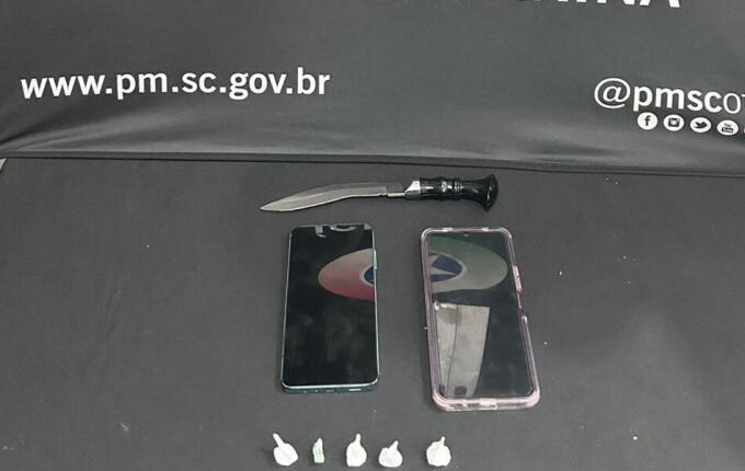 Homem é preso com cocaína pronta para venda no centro de SMO