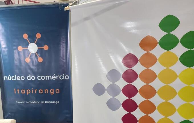 Liquida Itapiranga inicia com bom público e variedade de produtos