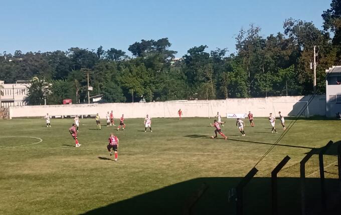 São Carlos e Cometa empatam pelo Estadual Fase Oeste