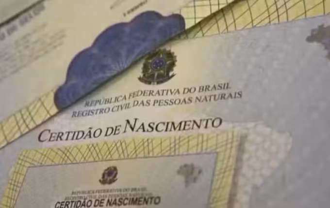 Justiça de SC permite retirada do nome do pai após violência sexual contra filha