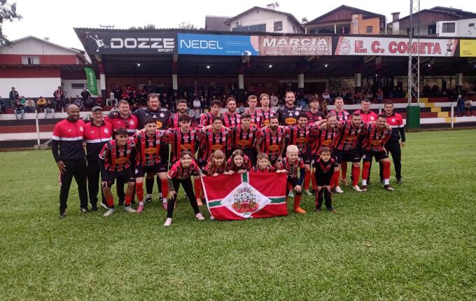 Cometa vence e garante primeiro lugar do grupo A do Estadual 2026