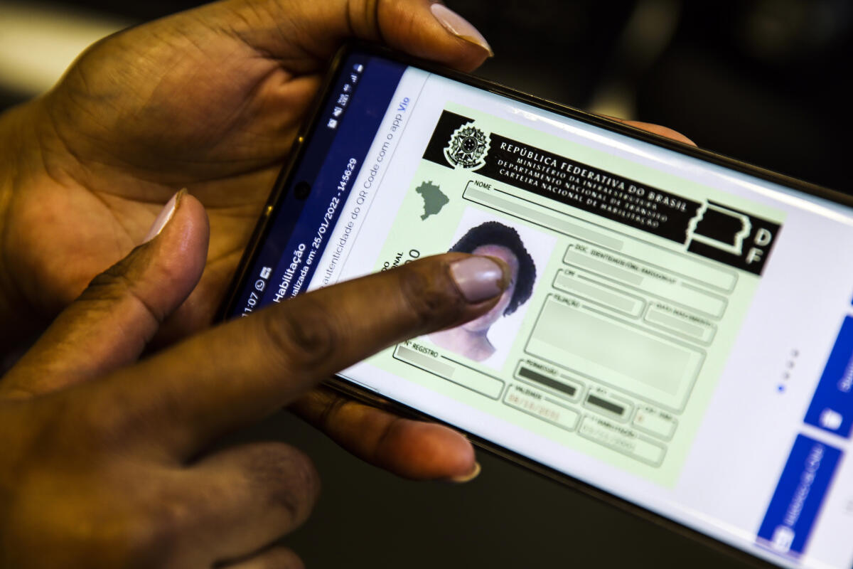 Motoristas com categoria B na CNH vão poder dirigir veículos mais pesados