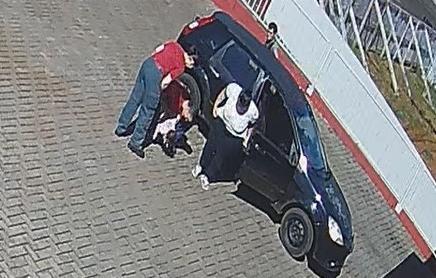 Bebê engasgada é salva por bombeiros dentro de quartel em Mondaí