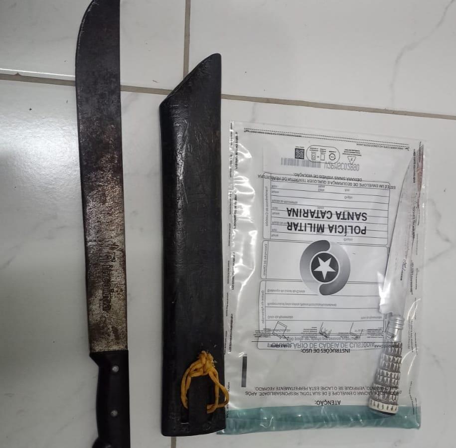 Briga em São Bernardino termina com dois homens esfaqueados