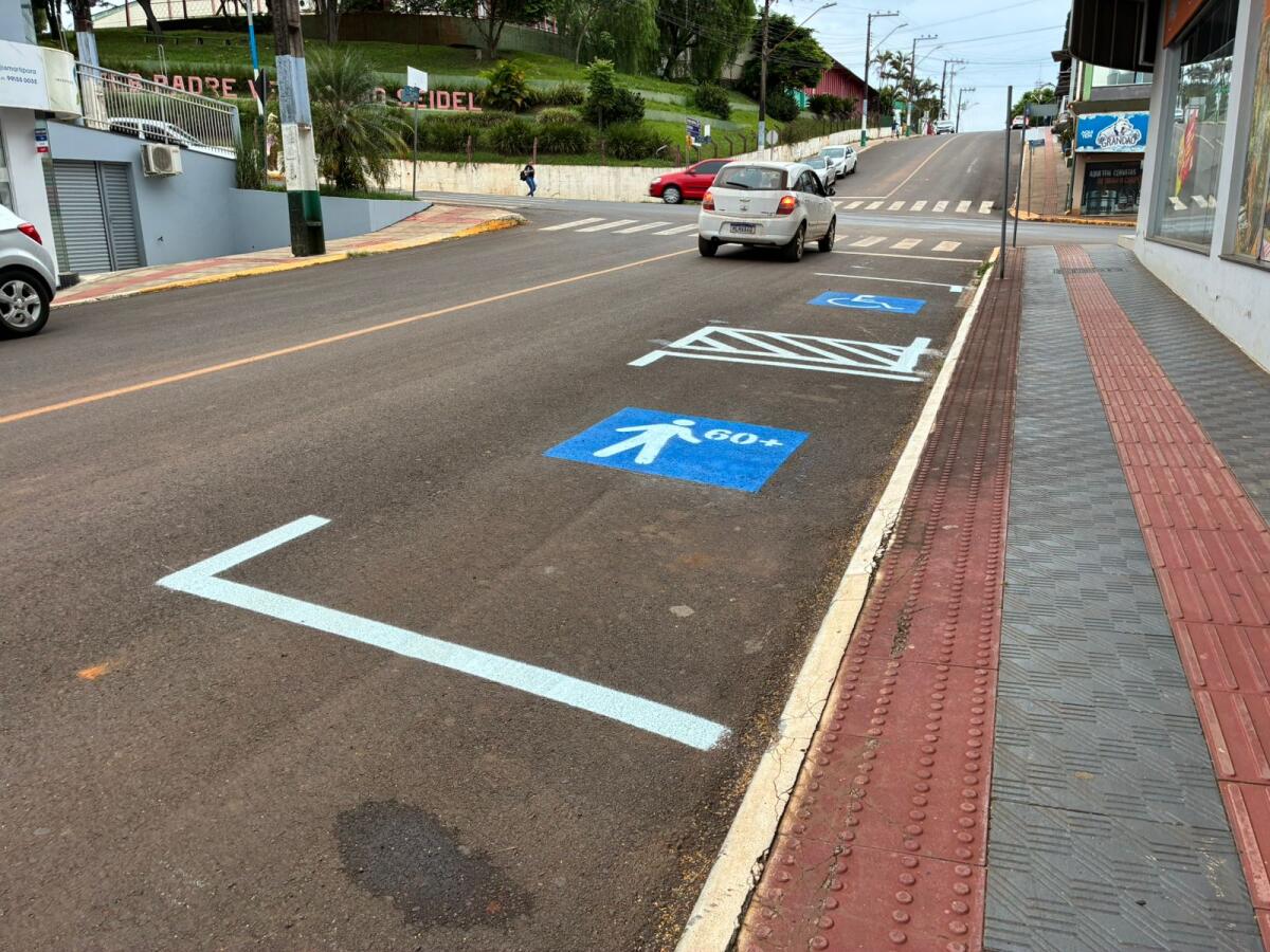 Iporã do Oeste implanta vagas especiais de estacionamento para idosos e deficientes