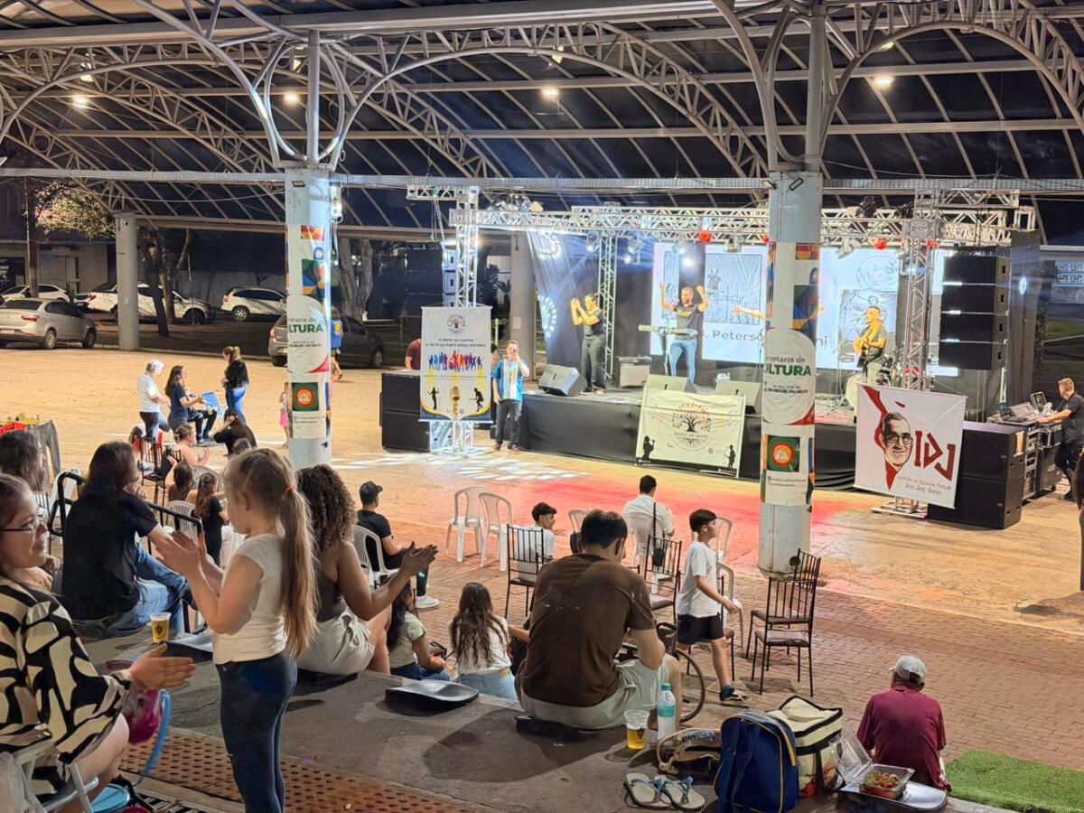 Festival Raízes do Oeste reúne artistas e público em São Miguel do Oeste