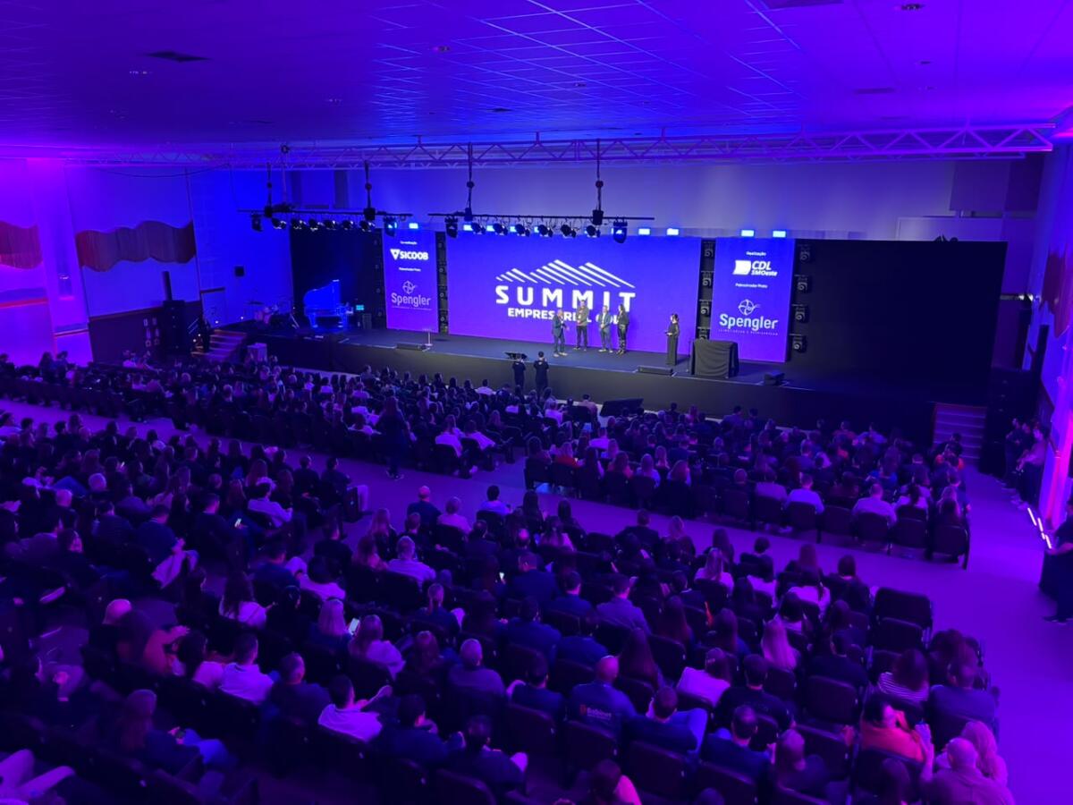 Summit Empresarial CDL 2026 reúne mais de 700 participantes