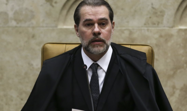 Dias Toffoli assume vaga efetiva no TSE após saída antecipada de Cármen Lúcia