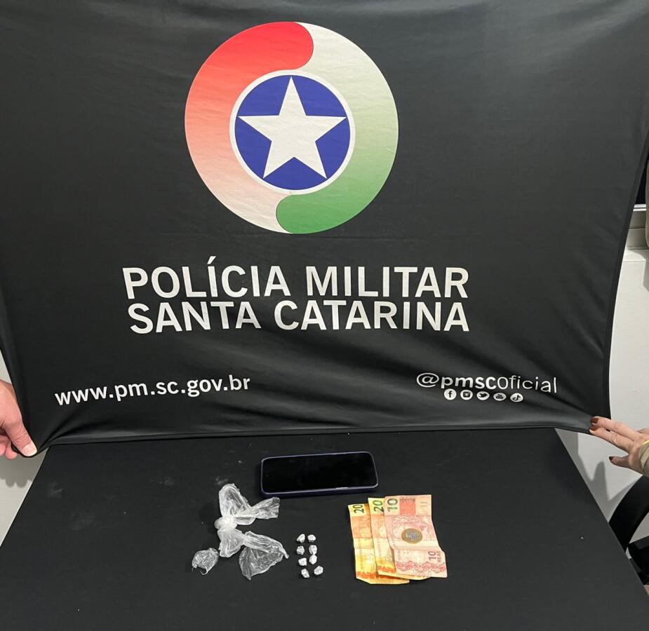 PM prende mulher por tráfico de drogas no interior de SMO
