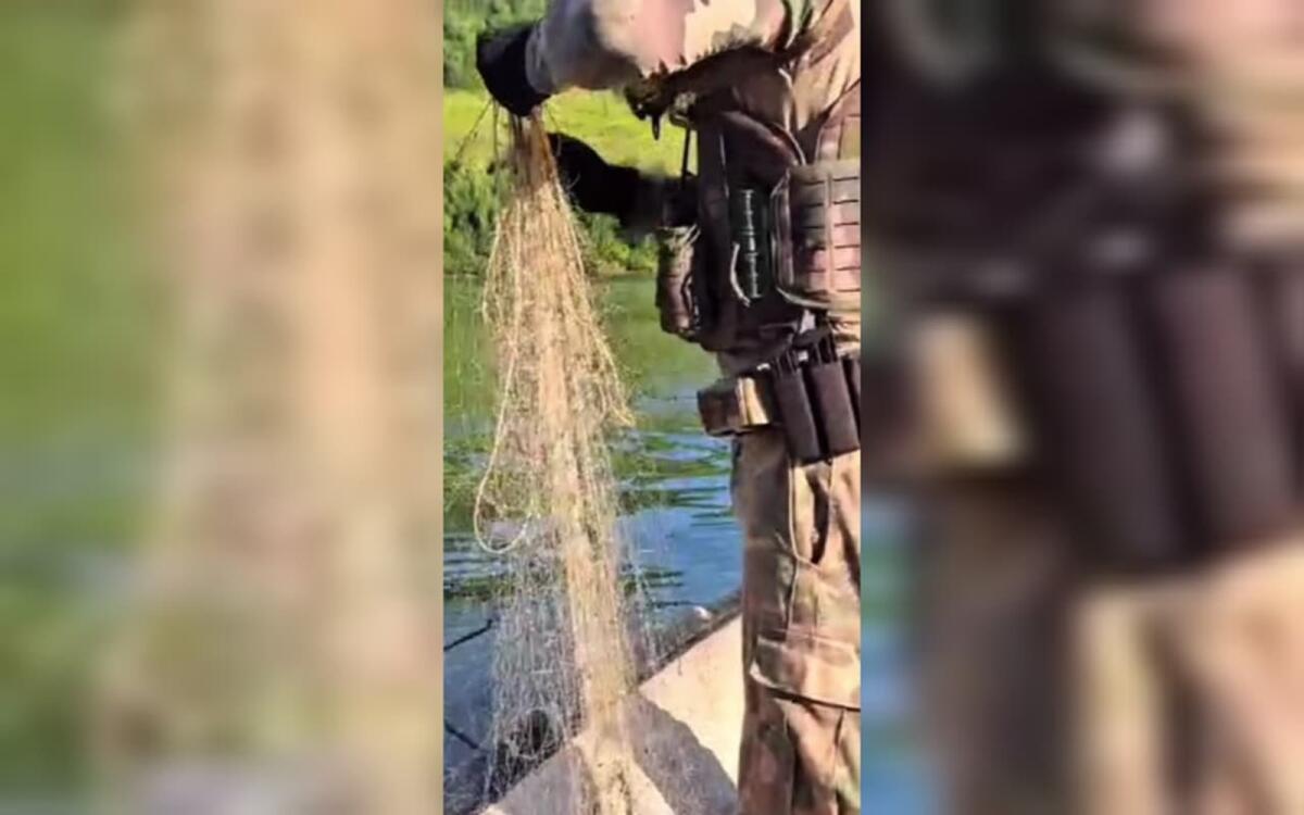 Polícia Militar Ambiental apreende redes de pesca irregulares no Rio Uruguai