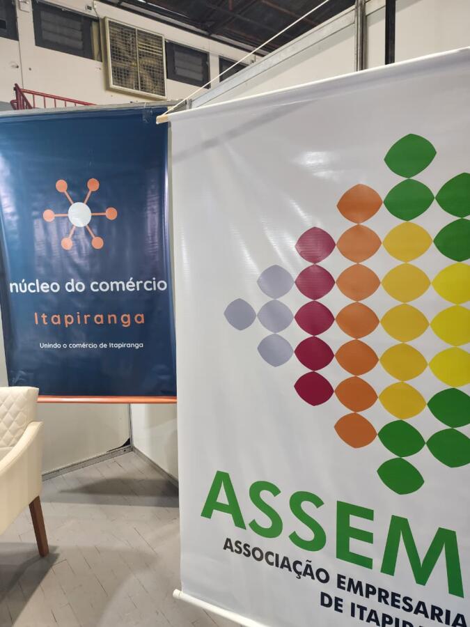 Liquida Itapiranga inicia com bom público e variedade de produtos