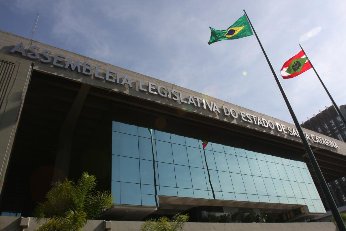 Alesc anuncia repasse de R$ 10 milhões para prevenção de desastres em SC